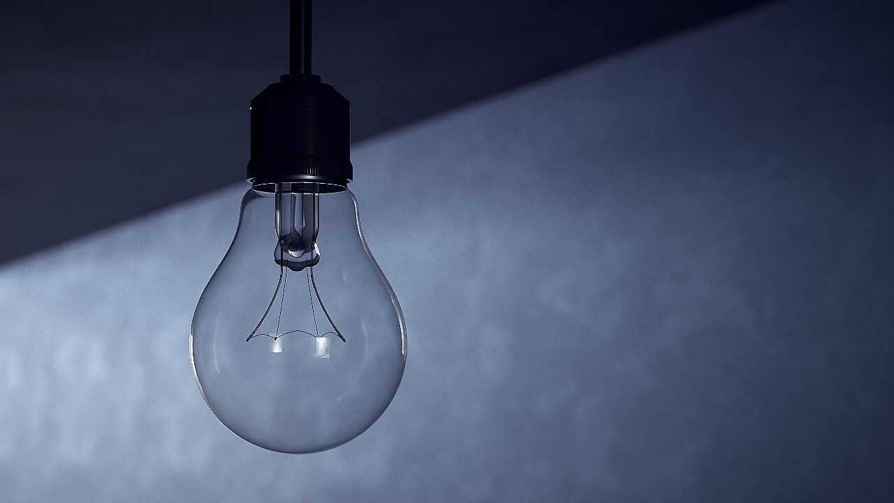 Eine unbeleuchtete Glühbirne zeigt einen allgemeinen Stromausfall an