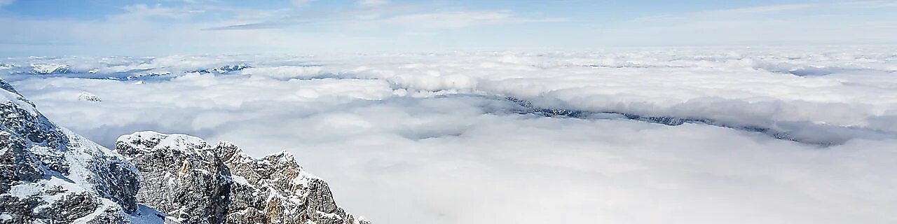 Blick auf den Gipfel der Zugspitze 