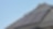 Ein modernes Dach auf dem eine Photovoltaikanlage installiert ist.