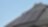 Ein modernes Dach auf dem eine Photovoltaikanlage installiert ist.
