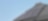 Ein modernes Dach auf dem eine Photovoltaikanlage installiert ist.