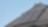 Ein modernes Dach auf dem eine Photovoltaikanlage installiert ist.