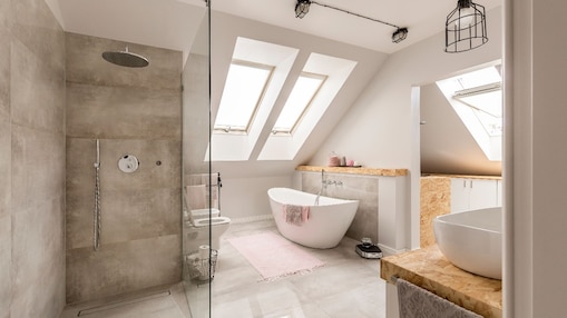 Modernes Badezimmer